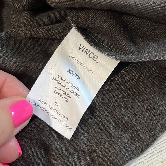 Vince Split Neck Linen Tank Size XS - Picture 7 of 9